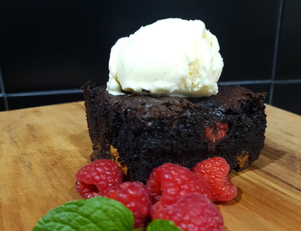 Raspberry White Chocolate Brownie | Char-Griller® Australia